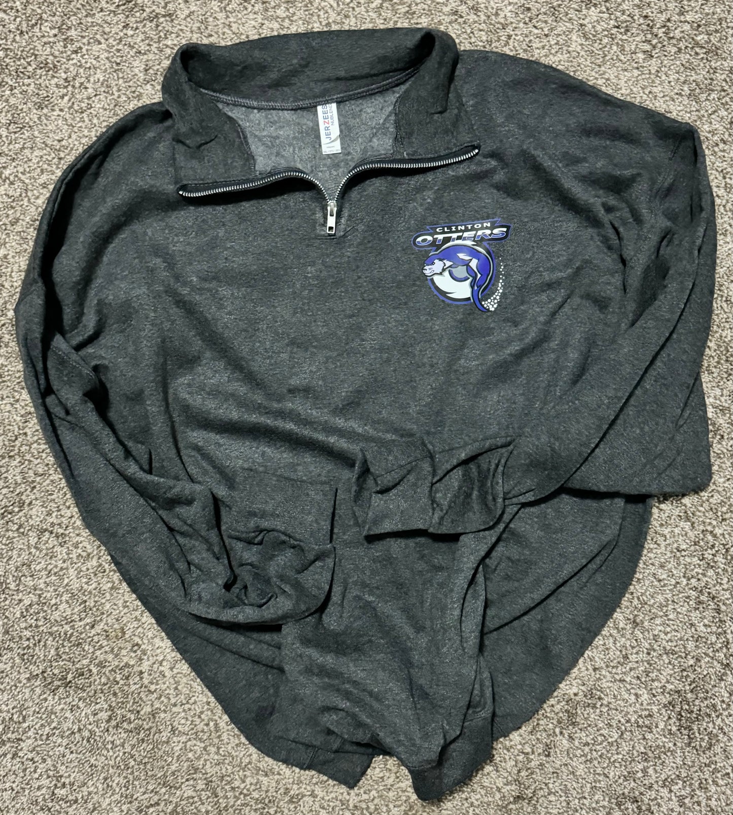 Quarter Zip Retro Otters - Adult