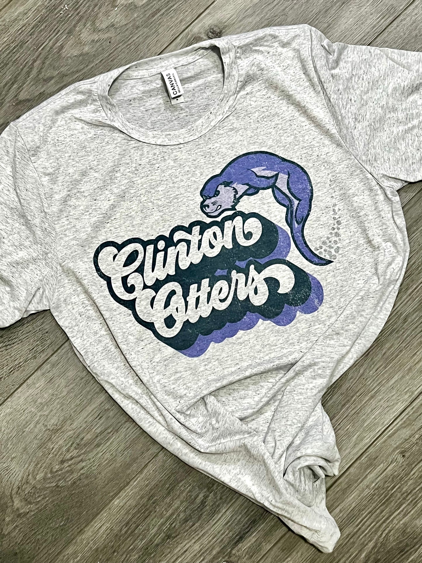 Youth Vintage Otters with Bubbles